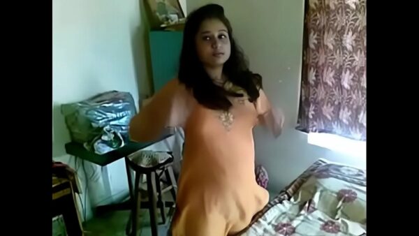 Beautiful girl getting fucked by her colleague